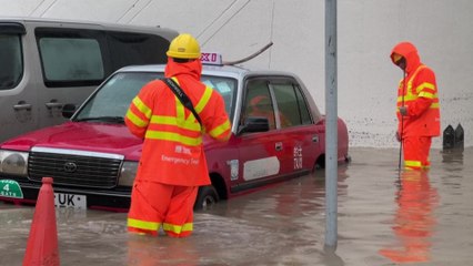 Pluies torrentielles : Hong Kong en alerte maximale