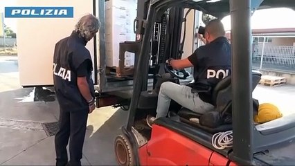Il pesce sparito e i 360 mila euro sequestrati: ecco le immagini del blitz della polizia