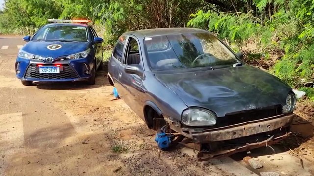 Corsa com registro de furto é recuperado pela Guarda Civil Patrimonial no bairro Santa Cruz, em Cascavel