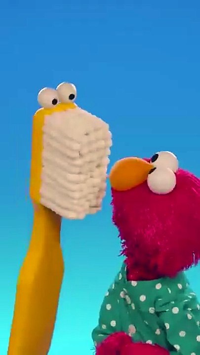 How to Brush Your Teeth with Elmo! #sesamestreet - video Dailymotion
