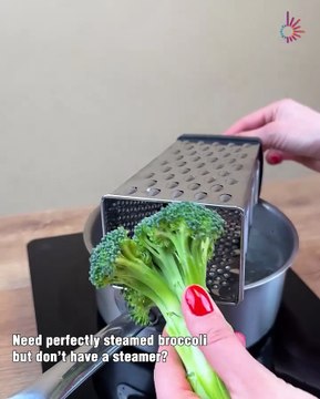 Perfectly steamed broccoli, no fancy tools required! 🥦