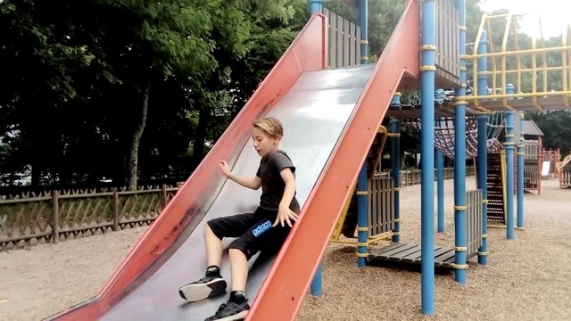 Petit défis dans le parc avec mes potes le 04/08/17 - Lunéville