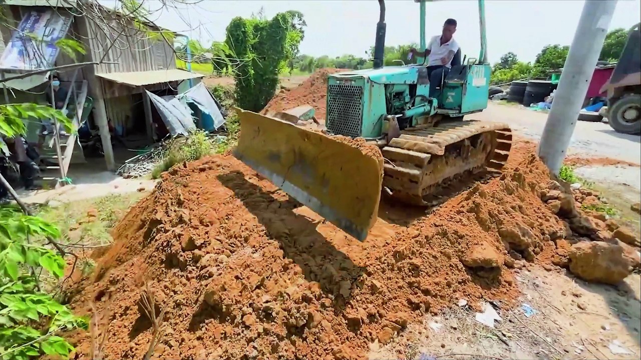 Nicely Start Project!! Bulldozer Technique Working on Landfill Project and Dump Truck dumping Soil