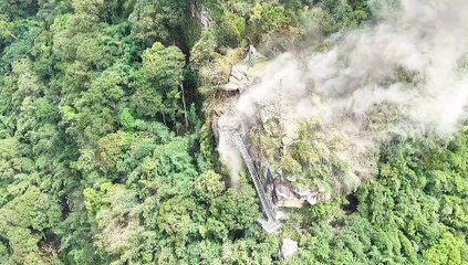 เปิดภาพ! ทหารไทยบุกยิงบันไดช่องคาน ม้ากัมพูชา สกัดเส้นทางขึ้นภูมะเขือ 🇰🇭