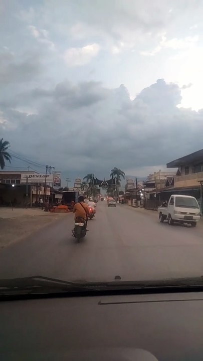gapura solok
