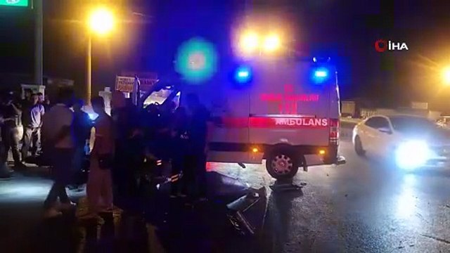 Feci kaza kamerada... Otomobille çarpışan motosikletin genç sürücüsü hayatını kaybetti