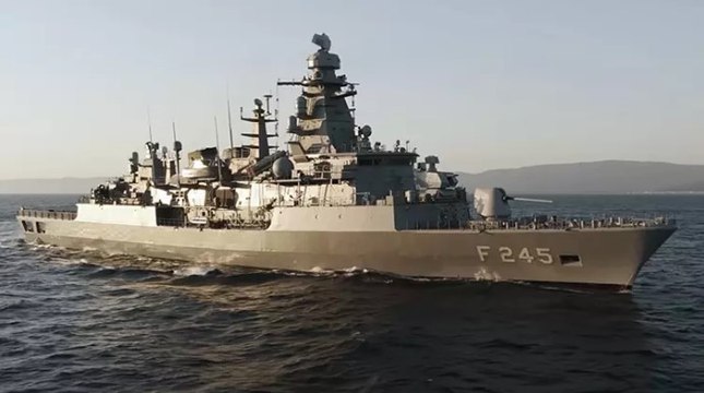 Yetenekleri artırılan TCG ORUÇREİS fırkateyni, Mavi Vatan savunmasında yerini aldı