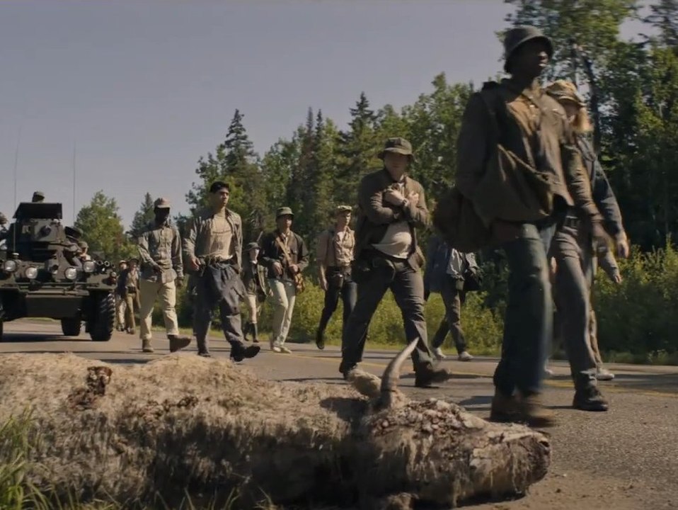 "the long walk - todesmarsch": neuer trailer zur horror-dystopie