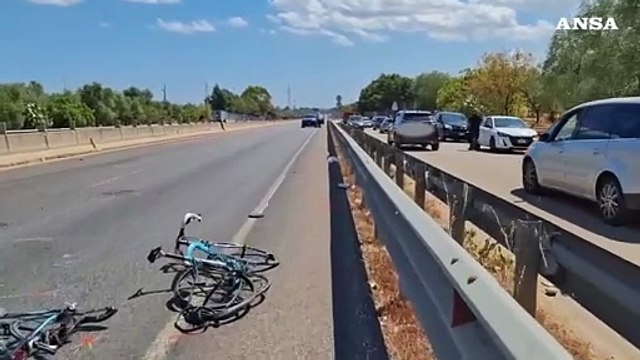 Ciclisti travolti e uccisi nel Barese: indagato automobilista