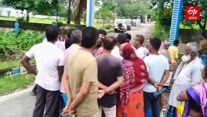 ভাঙড়ে কাঁটাতার দিয়ে জবরদখলের চেষ্টা তৃণমূলের ! মুন্ডু কেটে নিলেও জমি ছাড়ব না, হুঁশিয়ারি কৃষকদের