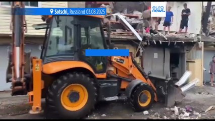 Russland: Ukrainischer Drohnenangriff auf Öldepot in Sotschi löst Großbrand aus