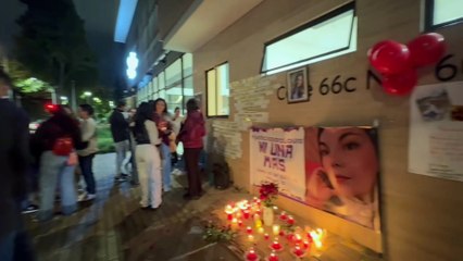 Así fue la velatón que se realizó por Laura Blanco, la periodista que falleció tras caer de un noveno piso