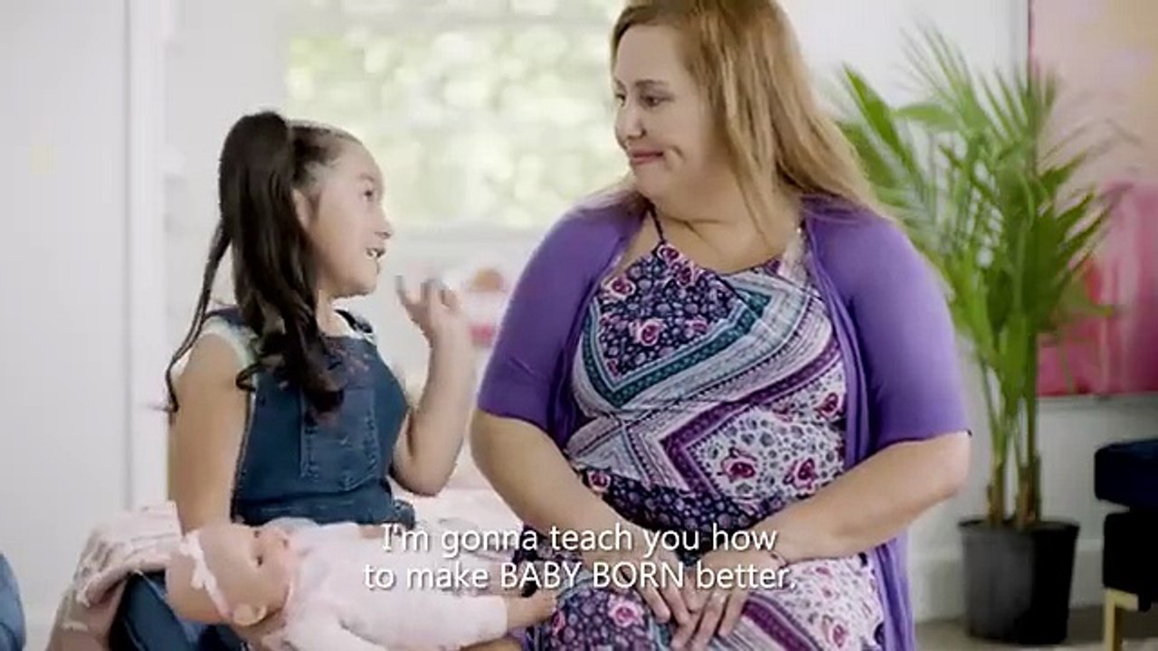 Bet On Your Baby Uruguay Episode Clip from 8.28.2015 How To Make Baby Born Feel Better With The Help Of Their Little Mothers and Father!