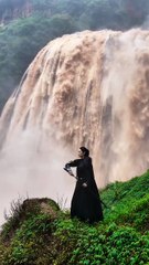 entertainment video beautiful girls and water p***