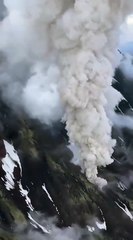 Vulcão Ativo na Rússia 🌋