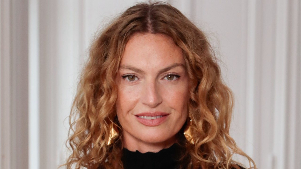 GALA VIDEO - Aurélie Saada (Brigitte) ”lâchée” par son mari et père de ses enfants : “Du jour au lendemain…”