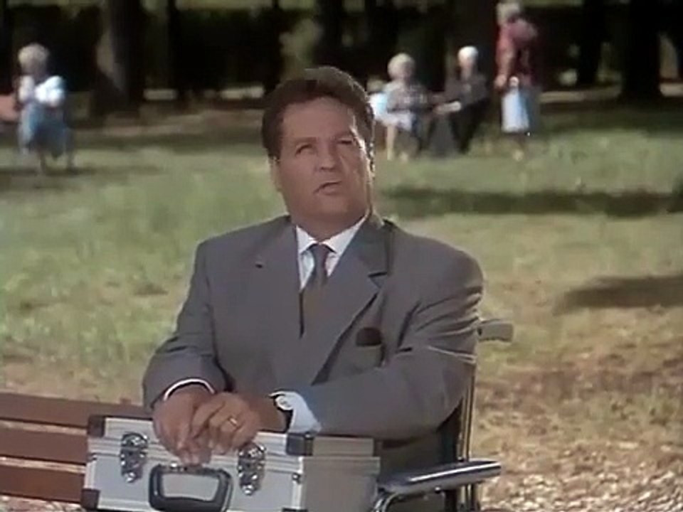 Infelici e Contenti di Neri Parenti, con Renato Pozzetto, Ezio Greggio film completo Italiano