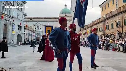 Quintana di agosto ad Ascoli, il video del corteo