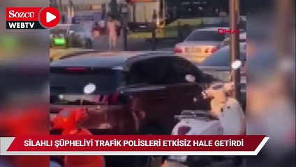 Eminönü’nde tartıştığı kişiyi silahla kovalayan şüpheliyi trafik polisleri etkisiz hale getirdi