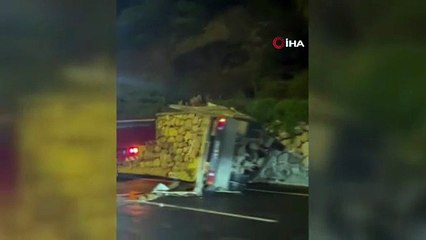 Ankara’da otobüs kamyonete arkadan çarptı: 6 yaralı