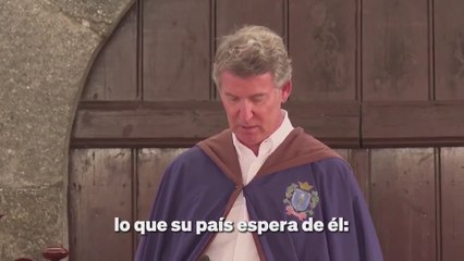 Feijóo pretende aclarar sus polémicas palabras pero NADIE puede evitar el chiste fácil al ver lo que lleva puesto