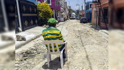 Vecinos exigen asfaltado de calle tras años de promesas incumplidas