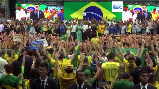 Un juge brésilien assigne à résidence l'ancien président Jair Bolsonaro