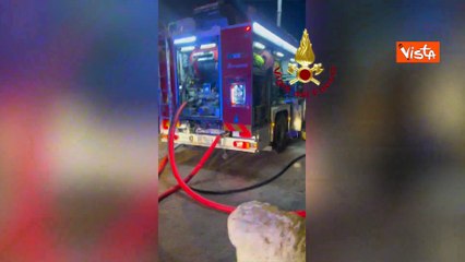 Incendio di un peschereccio al porto di Rimini, spento in 4 ore