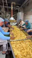 potatoes chips factory