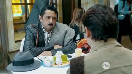 Ingrid descubre a Alejo durmiendo junto a otro hombre