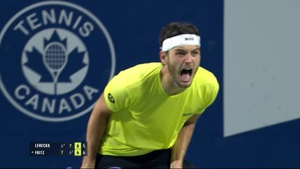 Toronto - Fritz passe dans la douleur face à Lehecka