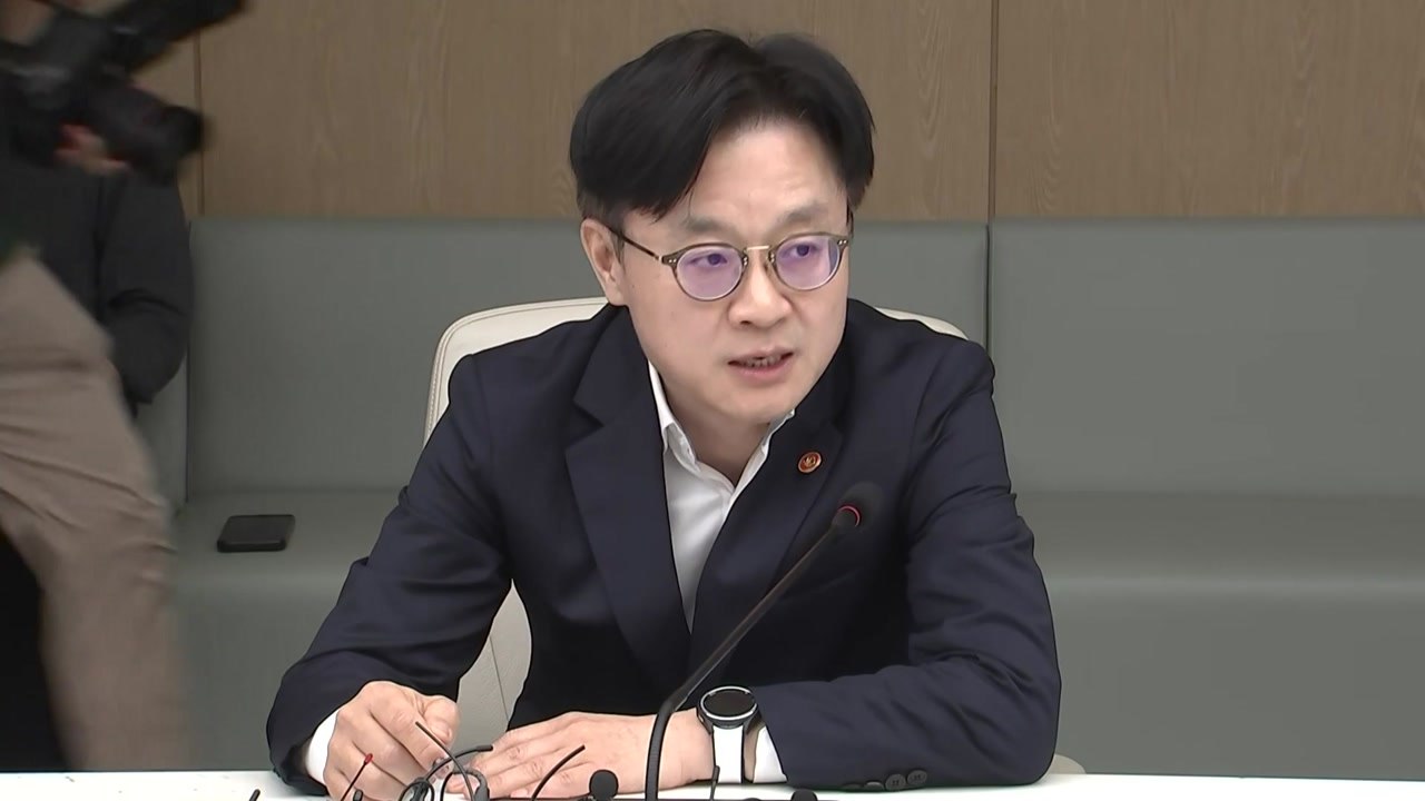 김정관 산업장관 "트럼프 앞에서까지 이야기했지만...철강 아쉽다" / YTN