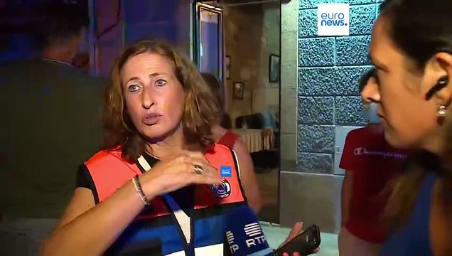 Casa arde no concelho de Mondim de Basto e há aldeias em risco devido aos incêndios em Portugal