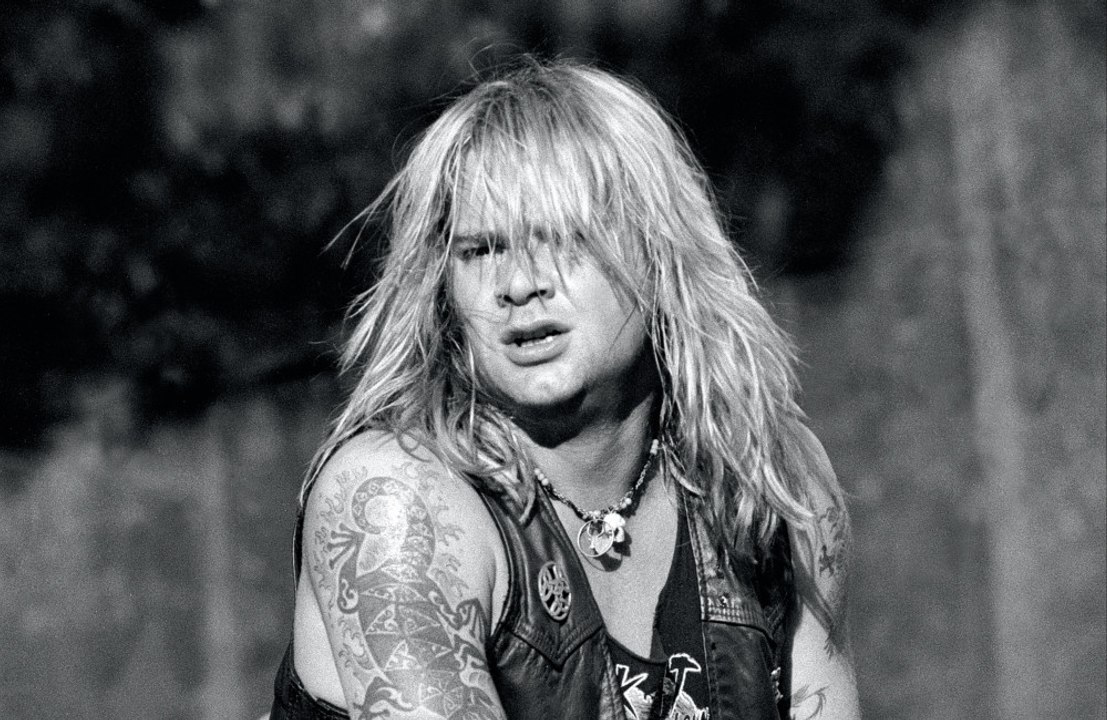 Junkyard-Sänger David Roach im Alter von 59 Jahren gestorben