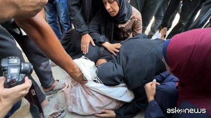 «La farina è macchiata di sangue». A Gaza si continua a morire in attesa degli aiuti