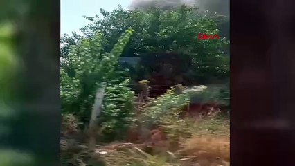 Mobilya imalathanesinin deposunda çıkan yangın söndürüldü; patlamalar kamerada