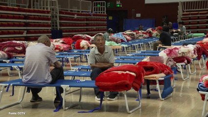 Allerta per piogge torrenziali, evacuati 76 mila residenti di Pechino