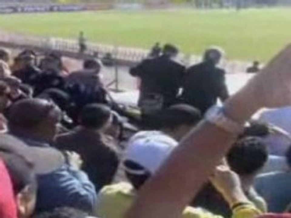 CAB-EST (1-2) ,1/8 coupe de Tunisie, 2 mi-temps, flamme.