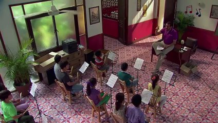 Fanny logra robar el corazón de Iván con un beso