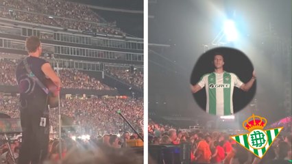 Real Betis anuncia a Nelson Deossa al estilo de la kiss cam de Coldplay