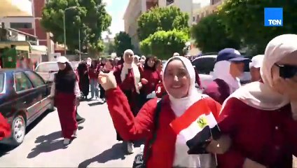 بمشاركة 3000 طالب وطالبة.. جامعة سوهاج تشارك في الاستحقاق الانتخابي لمجلس الشيوخ بمسيرة حاشدة وأجواء يملؤها الانتماء الوطني والمسؤولية المجتمعية