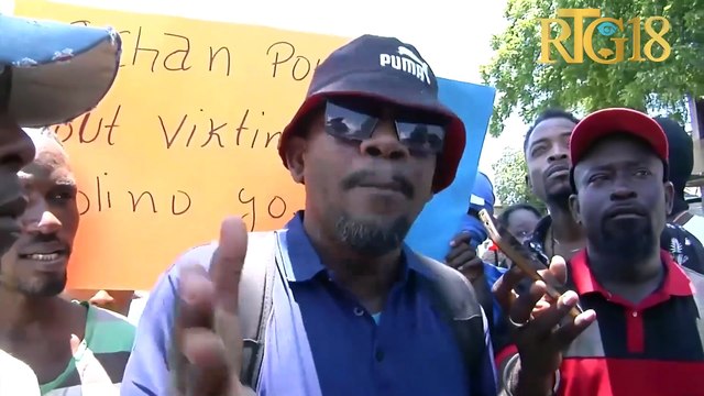 Moun ki tap viv nan katye Solino reyalize yon mach pasifik pou mande leta rezoud ensekirite a