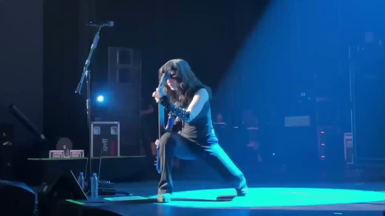 The Warning Bass Jamming