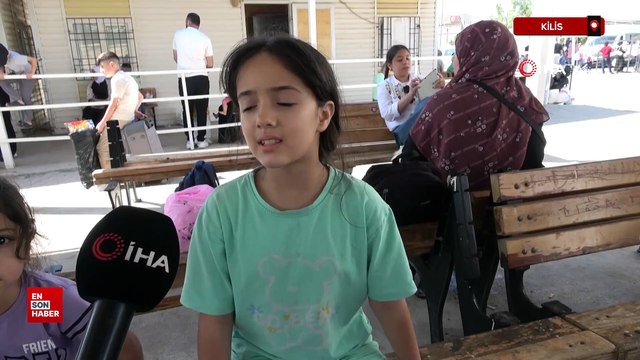 Suriyelilerin ülkelerine gönüllü dönüşü sürüyor