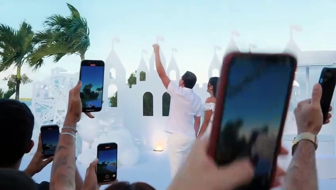 Natanzinho Lima faz chá revelação e conta o nome do bebê