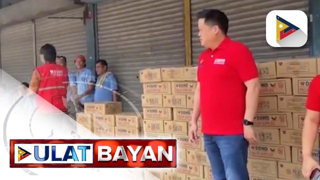 DSWD, namahagi ng family food packs sa mga jeepney driver sa Alabang terminal | ulat ni Isaiah Mirafuentes