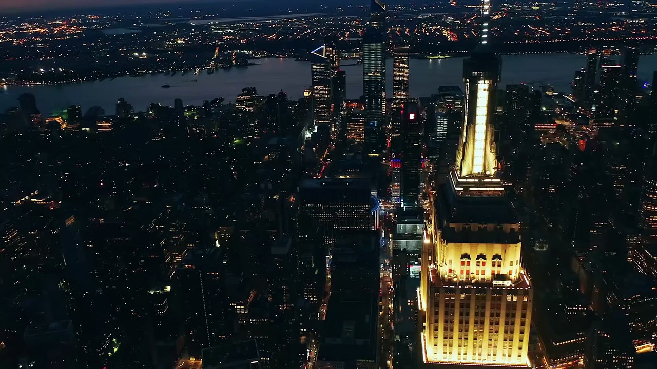 Nio Garcia x J Balvin x Bad Bunny  - AM Remix (Video Oficial) - Flow La Movie (1080p, h264)