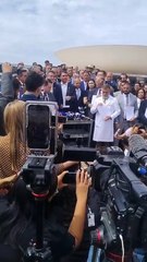 Flávio Bolsonaro anuncia ofensiva contra Moraes e pede impeachment do ministro do STF