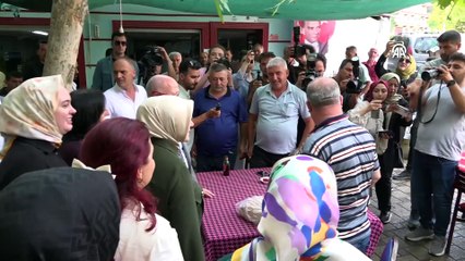 Bursa yangın bölgesine AK Parti Kadın Kolları Başkanı Ercan\'dan ziyaret