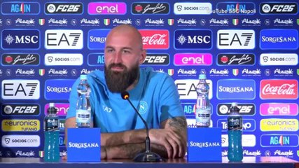 Milinkovic-Savic è di poche parole: la reazione dei giornalisti